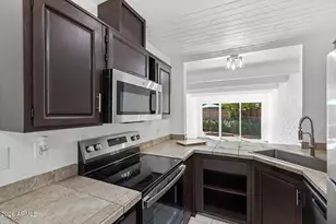 3012 N 32nd St, Phoenix, AZ 85018 - Photo 8