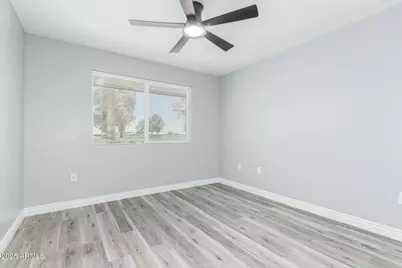 10022 W Mountain View Road, Sun City, AZ 85351 - Photo 20
