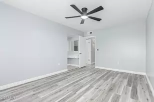 10022 W Mountain View Rd, Sun City, AZ 85351 - Photo 16