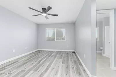 10022 W Mountain View Road, Sun City, AZ 85351 - Photo 14