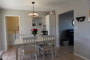 7521 W Flower St, Phoenix, AZ 85033 - Photo 4