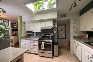 843 E Butler Dr, Phoenix, AZ 85020 - Photo 36