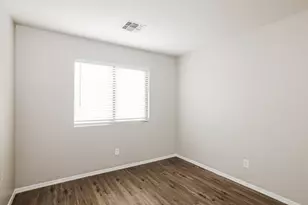 3718 W Burgess Ln, Phoenix, AZ 85041 - Photo 14