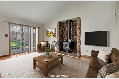 4001 N Zermatt Way, Flagstaff, AZ 86004 - Photo 12