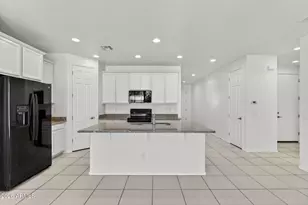 42176 W Corvalis Ln, Maricopa, AZ 85138 - Photo 8