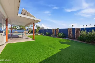 3151 W Betty Elyse Ln, Phoenix, AZ 85053 - Photo 32