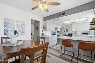 3151 W Betty Elyse Ln, Phoenix, AZ 85053 - Photo 18