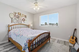 3151 W Betty Elyse Ln, Phoenix, AZ 85053 - Photo 26