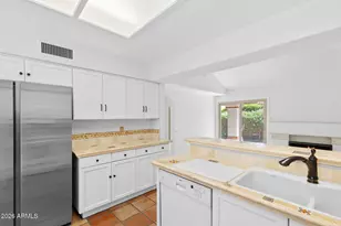 9991 E Fanfol Dr, Scottsdale, AZ 85258 - Photo 14