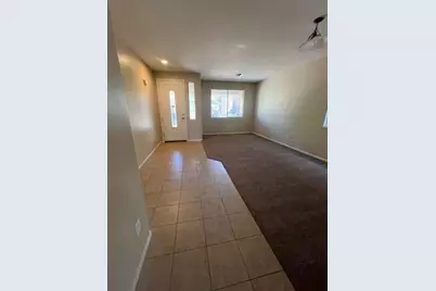 10335 W Robin Lane, Peoria, AZ 85383 - Photo 2