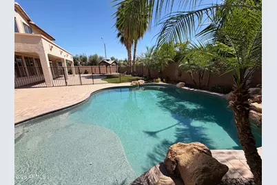 18331 W Ivy Lane, Surprise, AZ 85388 - Photo 44