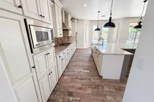 18331 W Ivy Ln, Surprise, AZ 85388 - Photo 18