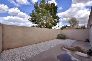 8574 E Indian School Rd, Scottsdale, AZ 85251 - Photo 18