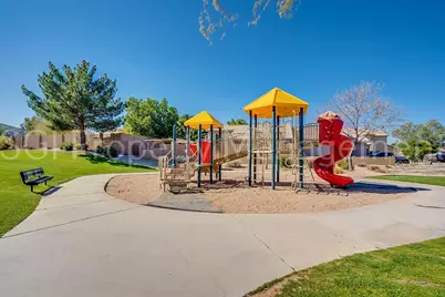 2602 E Beautiful Lane, Phoenix, AZ 85042 - Photo 18