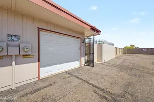 9901 W Cedar Dr, Sun City, AZ 85351 - Photo 32