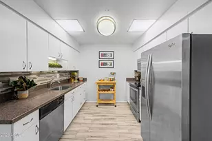 9901 W Cedar Dr, Sun City, AZ 85351 - Photo 12