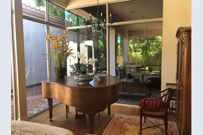 7601 N Central Avenue #10, Phoenix, AZ 85020 - Photo 2