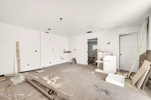 2301 E Harvard St, Phoenix, AZ 85006 - Photo 32