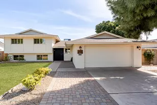 313 E El Caminito Dr, Phoenix, AZ 85020 - Photo 2