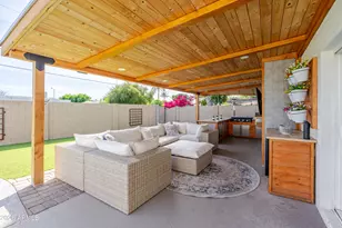 313 E El Caminito Dr, Phoenix, AZ 85020 - Photo 40