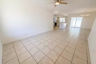 13138 W Sierra Vista Dr, Glendale, AZ 85307 - Photo 8