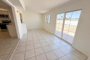 13138 W Sierra Vista Dr, Glendale, AZ 85307 - Photo 16