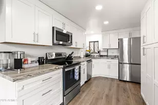 2747 N Fairview Dr, Flagstaff, AZ 86004 - Photo 16