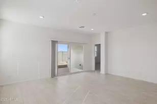 25433 W Bowker St, Buckeye, AZ 85326 - Photo 2