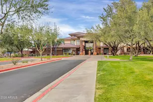 42424 N Gavilan Peak Pkwy, Anthem, AZ 85086 - Photo 54