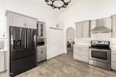 3661 W Morelos Street, Chandler, AZ 85226 - Photo 8