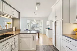 621 S Criss St, Chandler, AZ 85226 - Photo 14