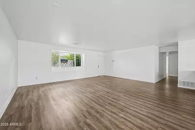 756 E Loyola Drive, Tempe, AZ 85282 - Photo 2