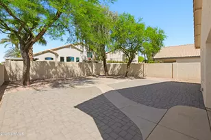 490 S Catalina St, Gilbert, AZ 85233 - Photo 30