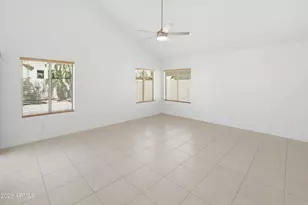 490 S Catalina St, Gilbert, AZ 85233 - Photo 12