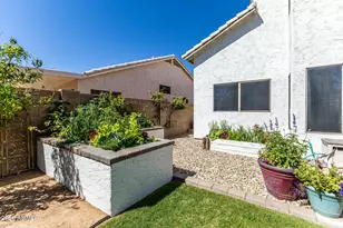 8251 W Eugie Ave, Peoria, AZ 85381 - Photo 36