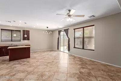 15465 W Glenrosa Avenue, Goodyear, AZ 85395 - Photo 4