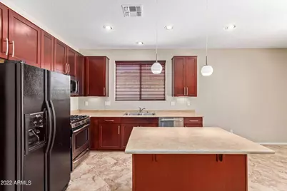 15465 W Glenrosa Avenue, Goodyear, AZ 85395 - Photo 10