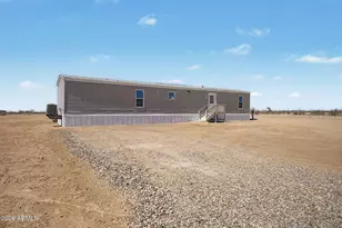 8810 S 341st Dr, Tonopah, AZ 85354 - Photo 2