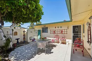 10526 W Highwood Ln, Sun City, AZ 85373 - Photo 28