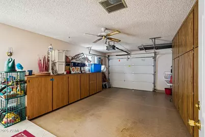 10526 W Highwood Lane, Sun City, AZ 85373 - Photo 30