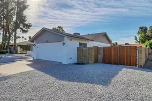 4949 W Royal Palm Rd, Glendale, AZ 85302 - Photo 2