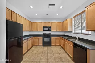 28450 N Castle Rock Dr, San Tan Valley, AZ 85143 - Photo 12