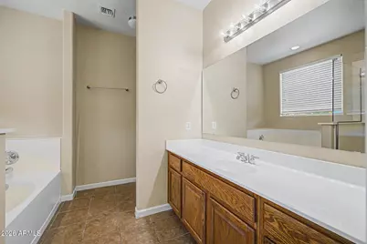 17668 W Desert Bloom Street, Goodyear, AZ 85338 - Photo 18