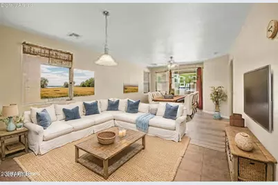17668 W Desert Bloom Street, Goodyear, AZ 85338 - Photo 2