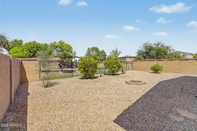 17668 W Desert Bloom Street, Goodyear, AZ 85338 - Photo 32