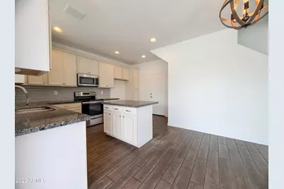 22251 E Via De Olivos Court, Queen Creek, AZ 85142 - Photo 2