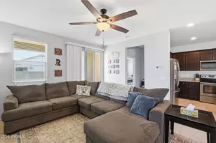 18015 W Louise Dr, Surprise, AZ 85387 - Photo 8