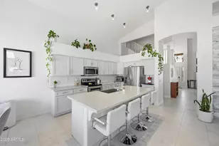 1572 E Black Diamond Dr, Gilbert, AZ 85296 - Photo 2