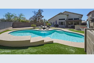 1572 E Black Diamond Drive, Gilbert, AZ 85296 - Photo 4