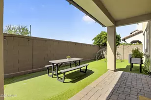 2419 W Gloria Ln, Phoenix, AZ 85085 - Photo 36